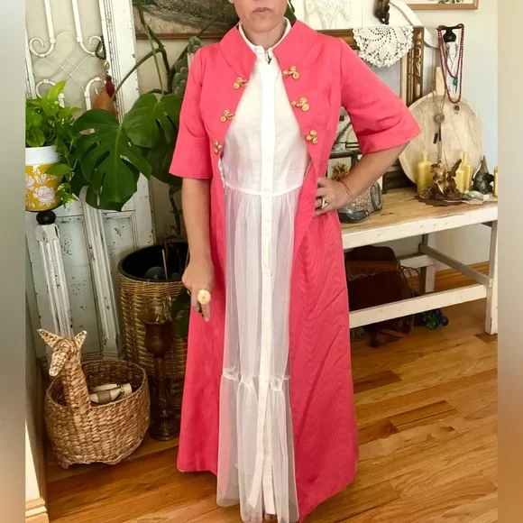 Vintage 1960’s Opera Jacket With Gold Knot Buttons Soft Pink Lining STUNNING Trench Coats